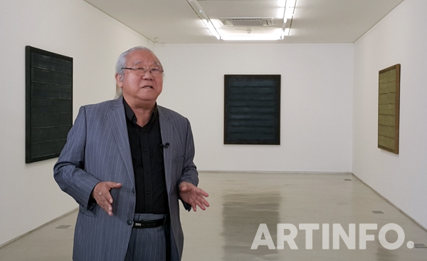 '2015년 국제갤러리 개인전 당시 하종현 작가'.(사진=artinfo DB.)