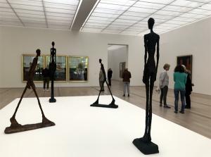 [아트에디터 나하나의 월드리포트] 스위스 바이엘러 재단 미술관 'Bacon Giacometti, 인간의 심연을 공명하다'